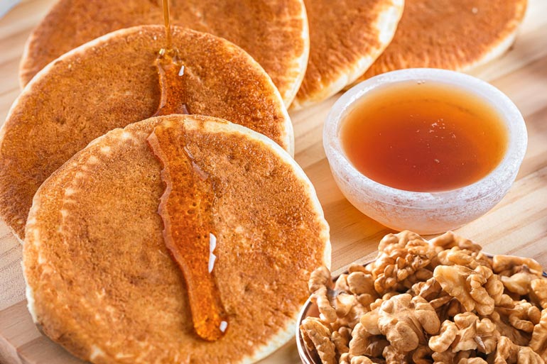 Pancake Maple Syrup on a plate lifestyle image
